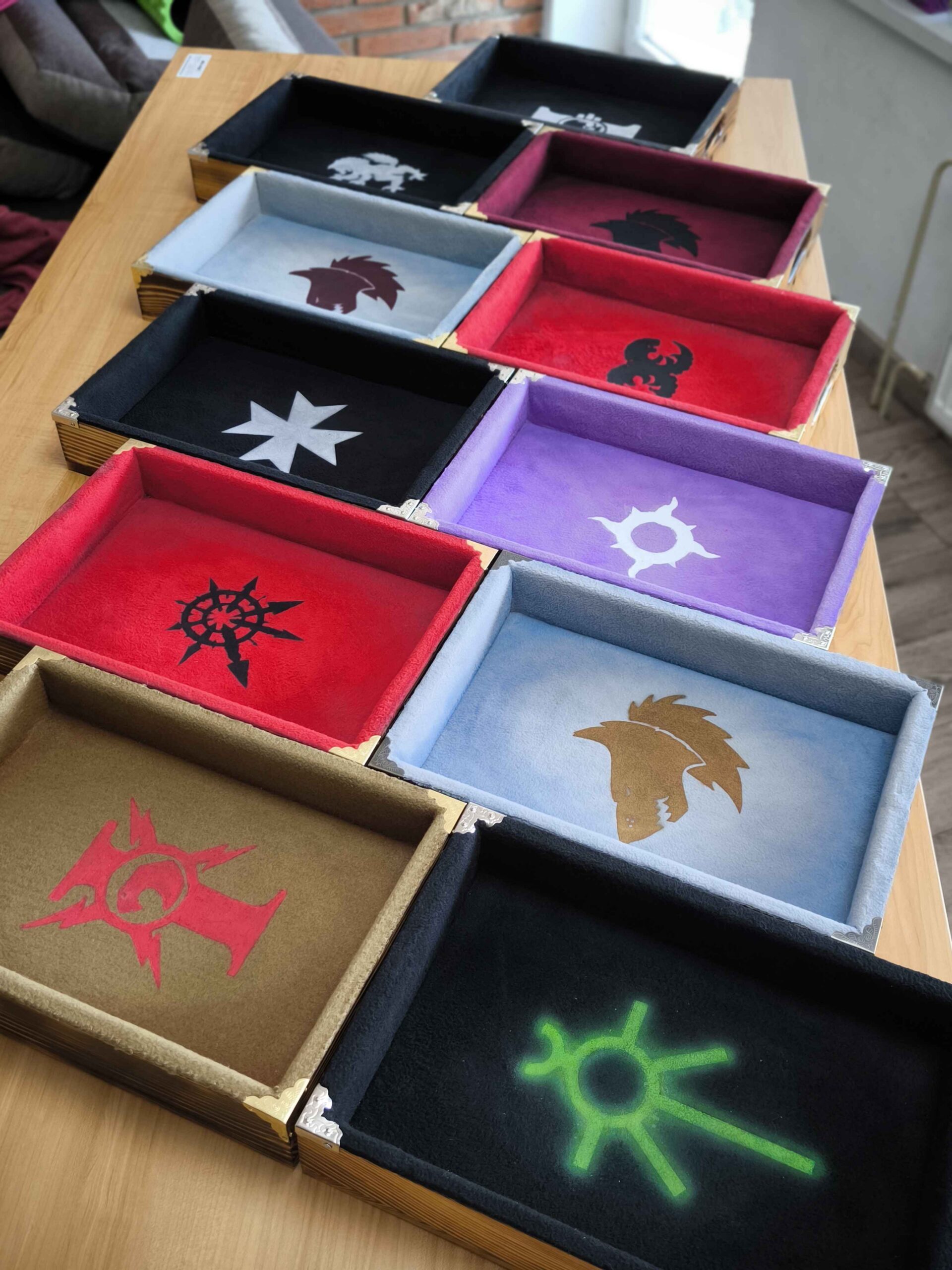 Dice tray colors
